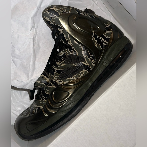 Men’s size 13 Nike hyper posit camouflage - Picture 1 of 1